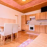 Familien Und Jugendhotel Gstemmerblick Hotel 3*
