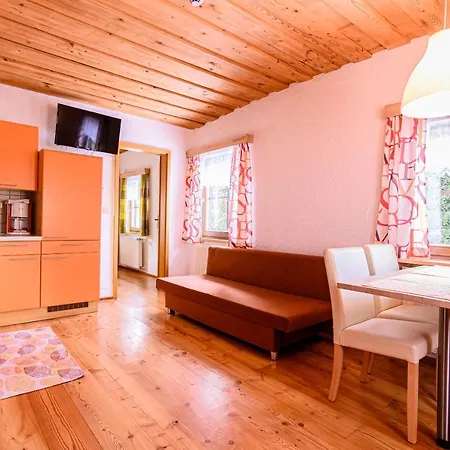 Familien Und Jugendhotel Gstemmerblick Hotel 3*