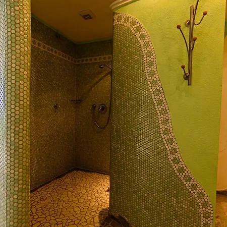 Familien Und Jugendhotel Gstemmerblick 酒店