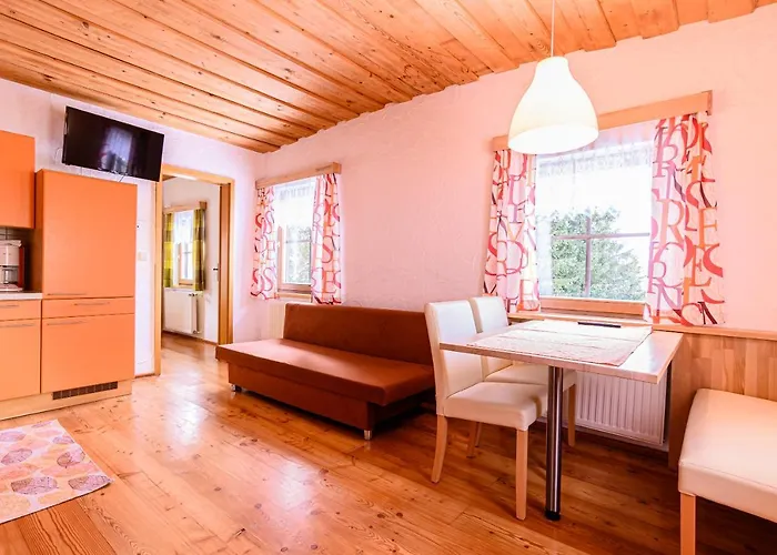 Familien Und Jugendhotel Gstemmerblick Hotel 3*