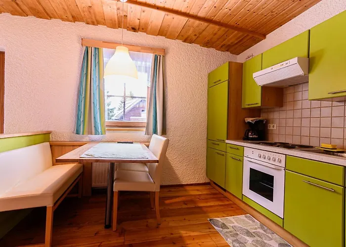 Familien Und Jugendhotel Gstemmerblick